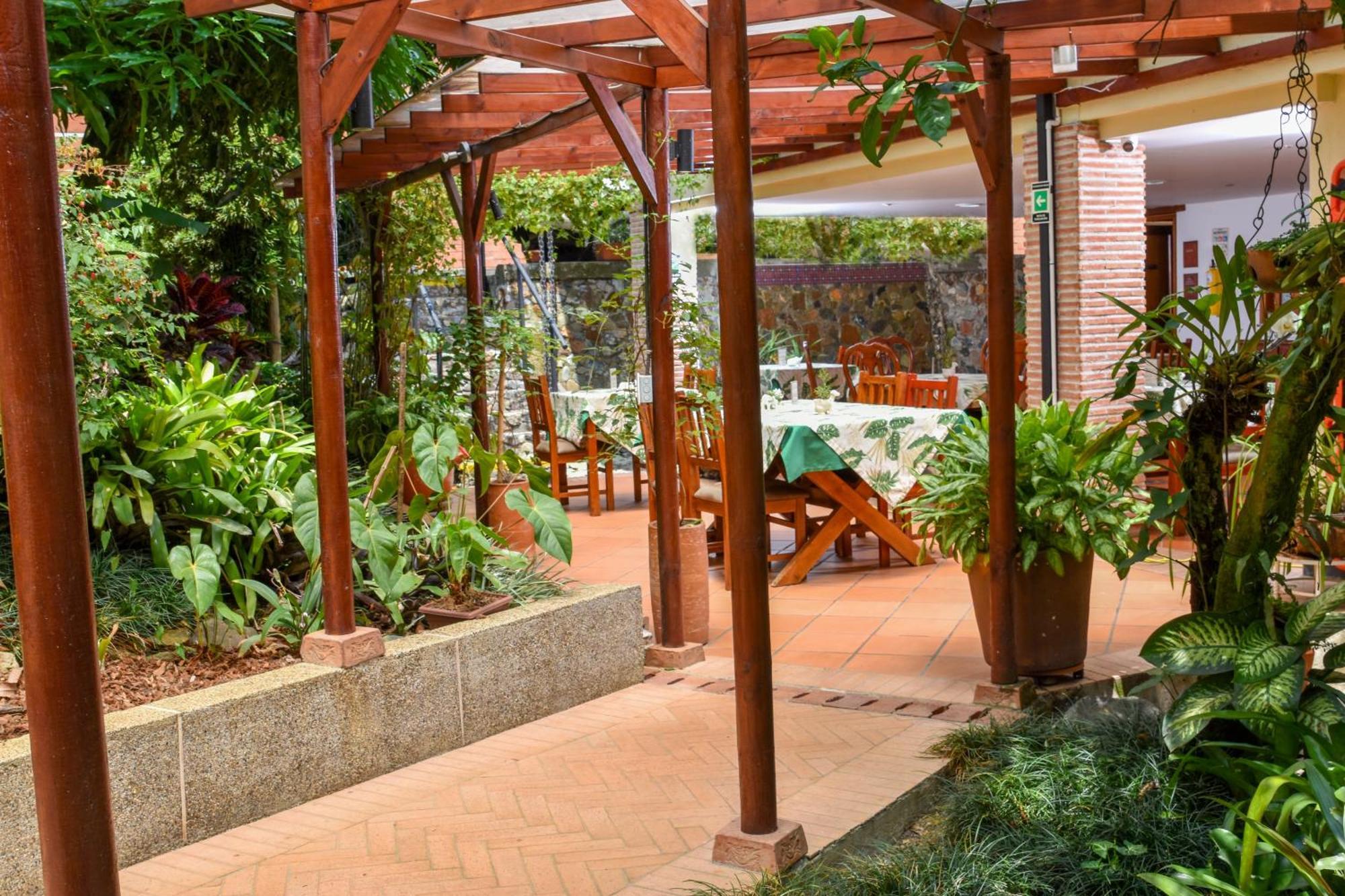 La Campana Hotel Boutique Medellín Exteriör bild