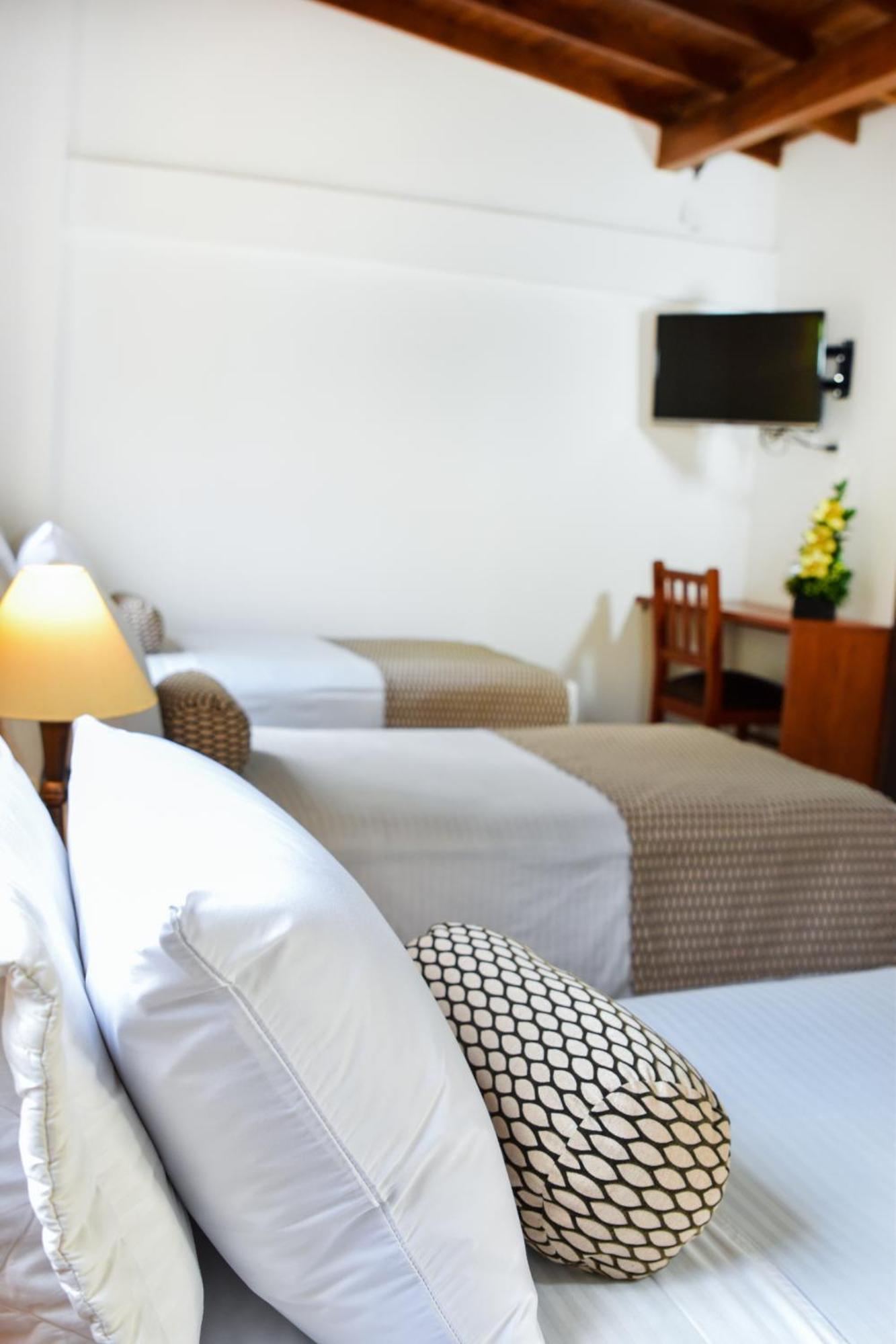 La Campana Hotel Boutique Medellín Exteriör bild