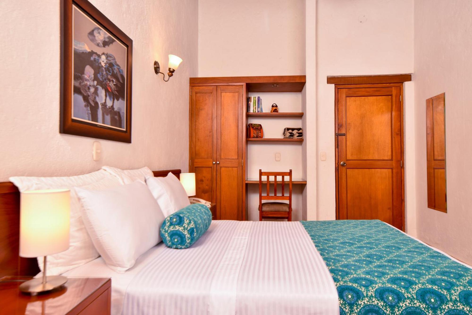 La Campana Hotel Boutique Medellín Exteriör bild
